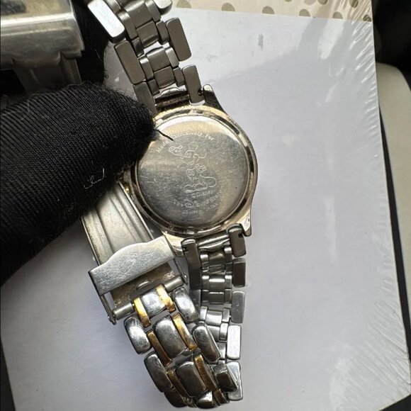 Vintage Disney Eeyore Wrist Watch - Picture 2 of 4